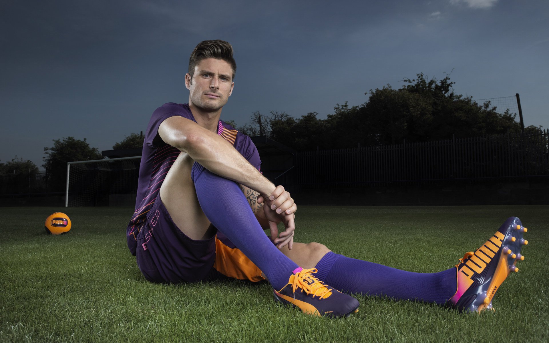 金玟哉,莱比锡红牛与南非之间的那道铁闸,与超越足球的和平哨音